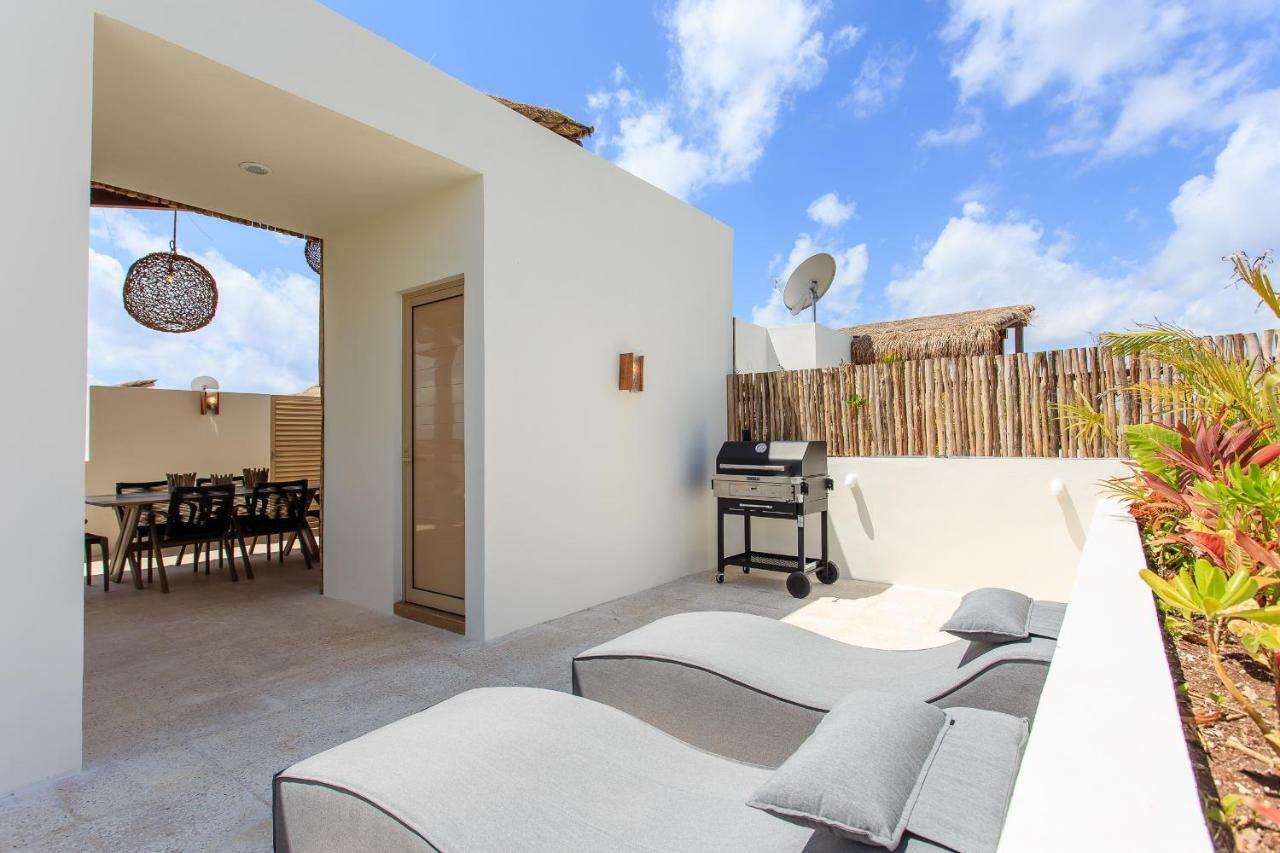 Charming Nature-Inspired Condos With Sultry Surroundings By Stella Rentals Tulum Bilik gambar